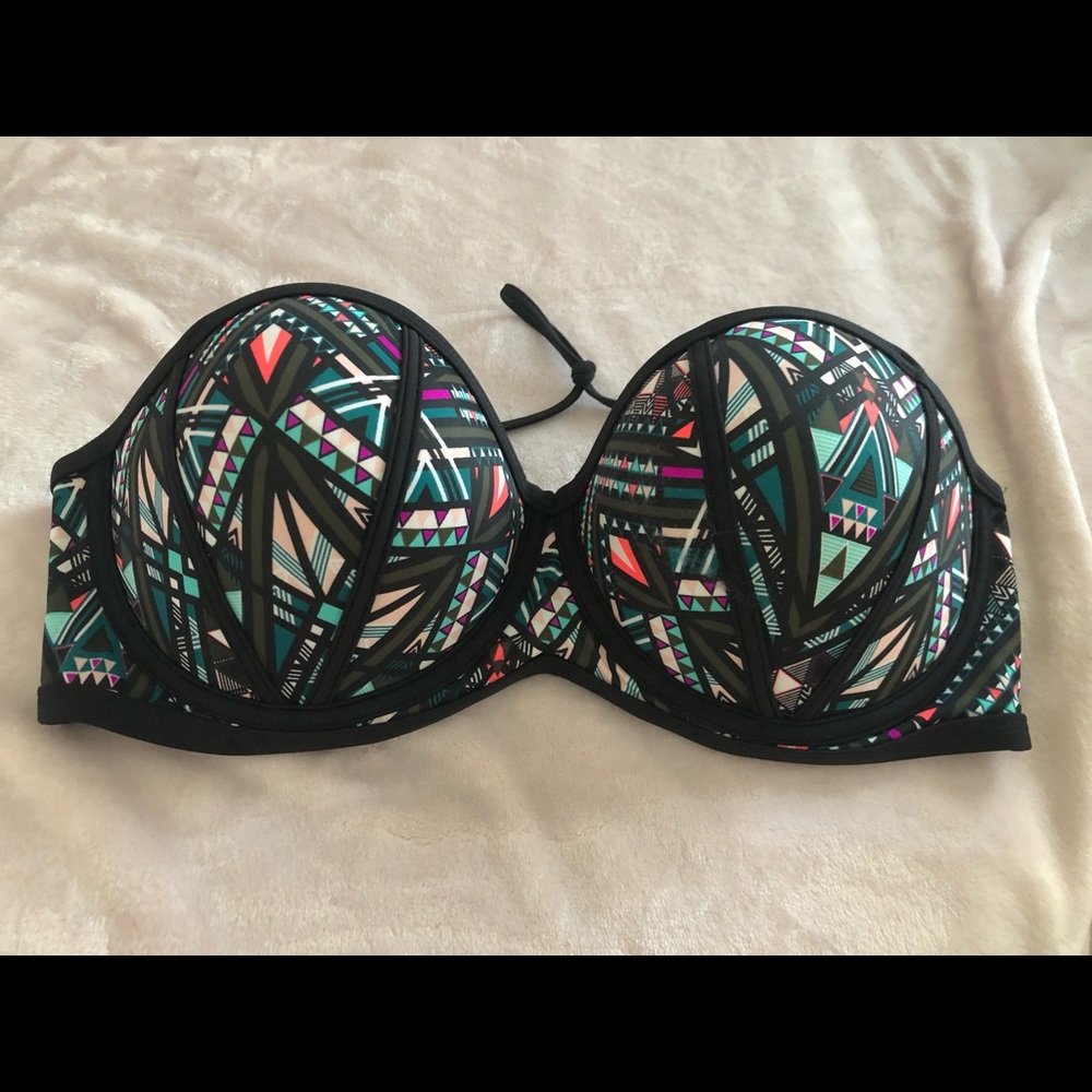 Victoria’s Secret bathing suit top